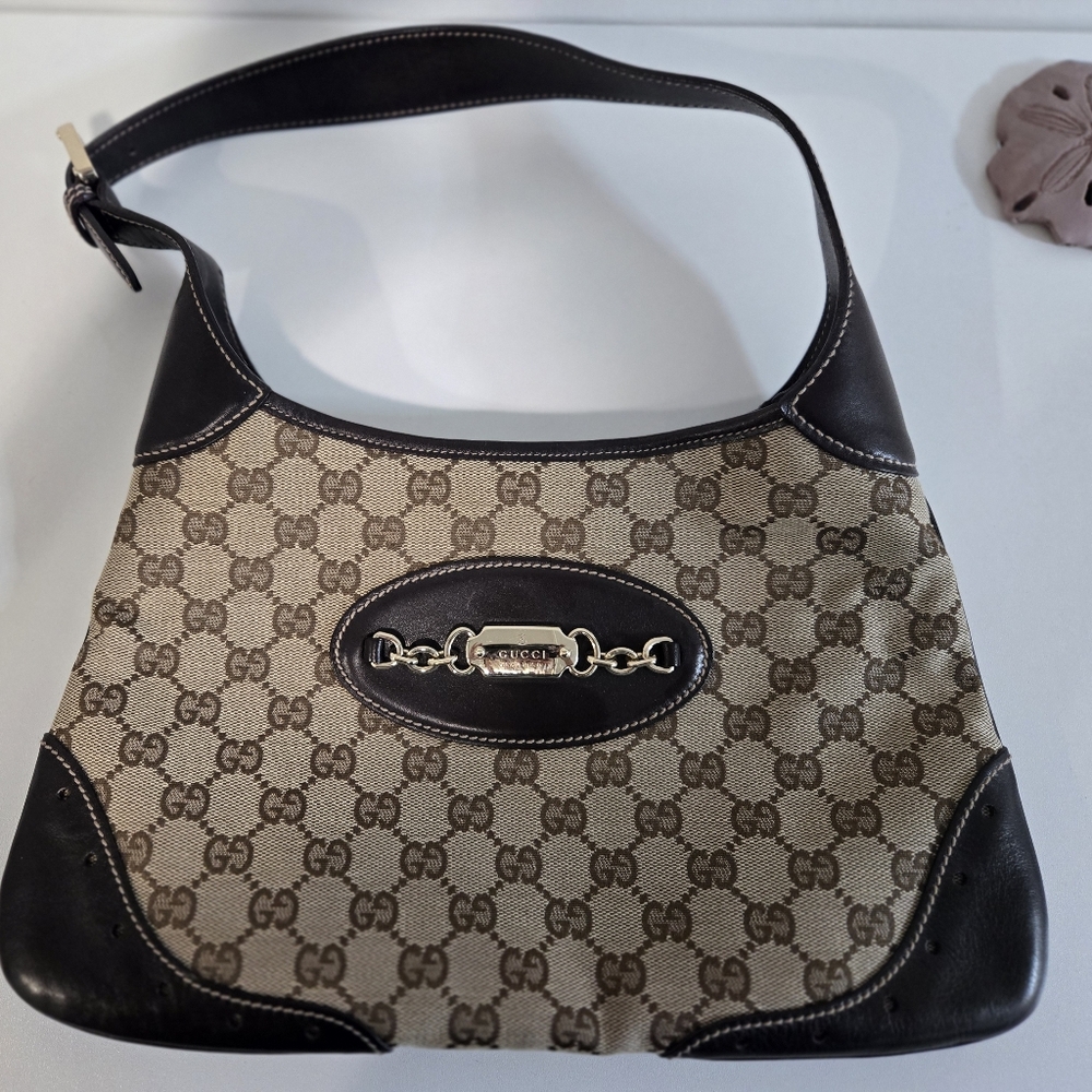 Gucci Jackie Vintage GG Canvas Shoulder Bag
